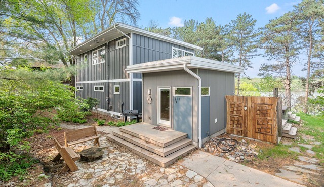 MINNeSTAY* Blue Heron Haven | Lake Home | Hot Tub