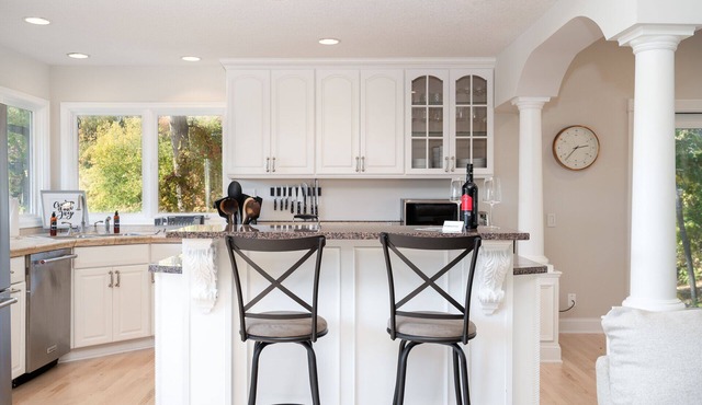 MINNeSTAY* Carlow Manor | Nature |