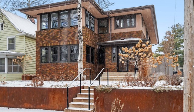 MINNeSTAY* Colfax Commons