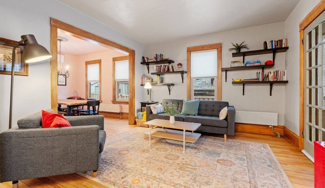 MINNeSTAY* Powderhorn Perch | Private Fenced Yard