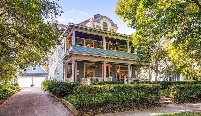 MINNeSTAY* The Fitzgerald | Historic