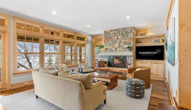 MINNeSTAY* Turtle Lake Cottage | Lakefront