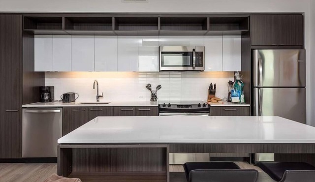 Mins from Home Depot | Reston Town Center | Heart of Reston