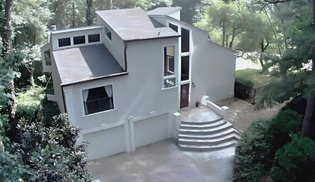 Mins from Northside East Cobb Medical Center, WellStar hospital & Braves Stadium