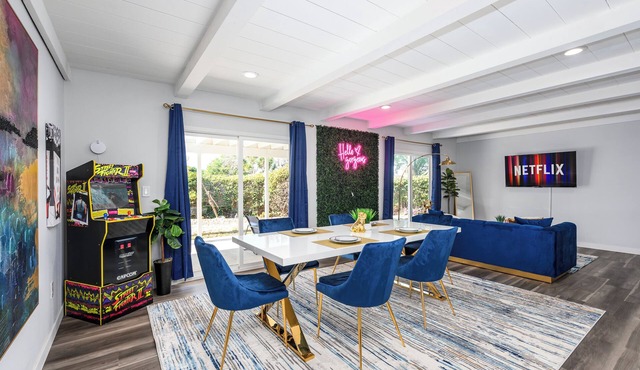 Mins to Disney! Luxury 4BD Insta Wall & Game Room