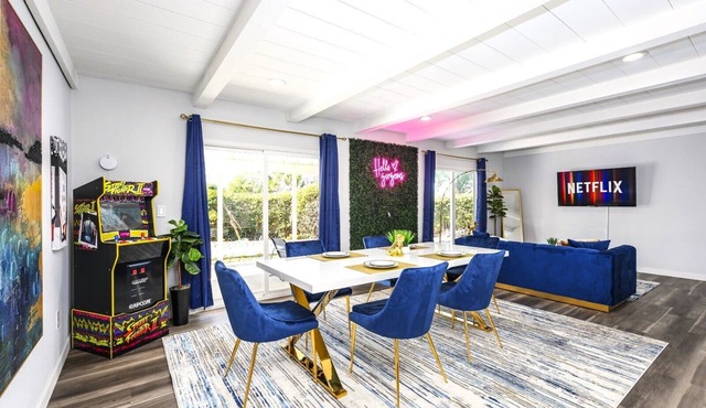 Mins to Disney! Luxury 4BD Insta Wall & Game Room