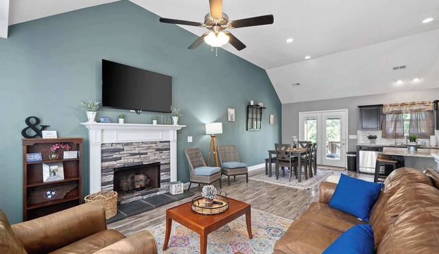 Mins to Downtown & Ft Campbell - Lux at Lancelot
