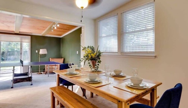 Mins To Downtown! Ping-Pong&Pets - Halcyon Hangout