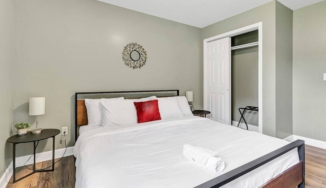 Mins to Mins to Downtown & Arsenal-Pool- Huntsville Oasis