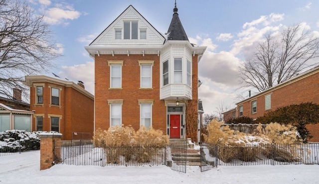 Mins to OSU & DWTN| 8-BR Spacious Home|Big Groups