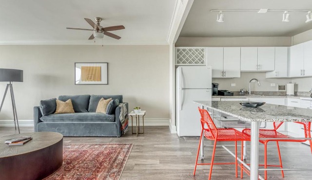 Mint House at 800 Tower - Louisville