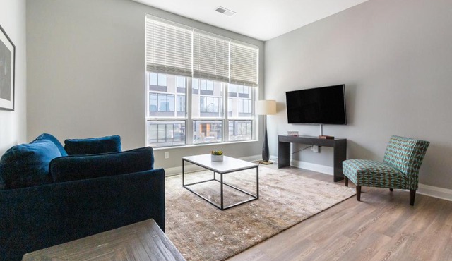 Mint House Columbus - Capitol Square