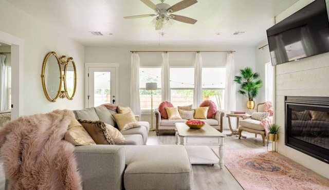 Mint Maven House - Hot Tub - Silo District