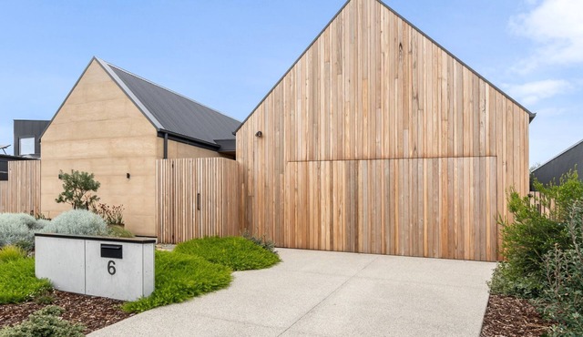 Mintaro - Point Lonsdale