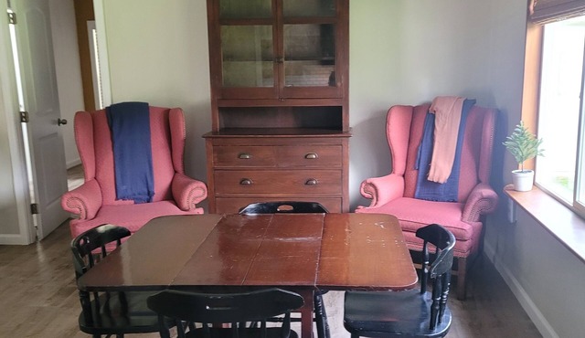 Minutes from Beach and The Redwoods