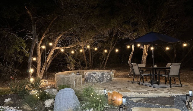 Minutes from Canyon Lake! Custom 3 Bedroom Home W/Fire Pit. Perfect Location!