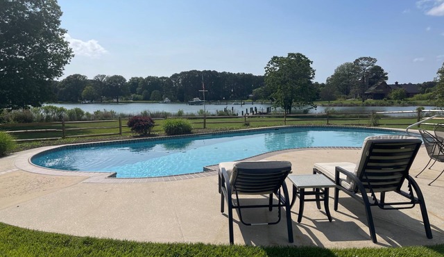 Minutes from Downtown St. Michaels | Pool | Kayaks | 350 Ft of Shoreline | Luxur