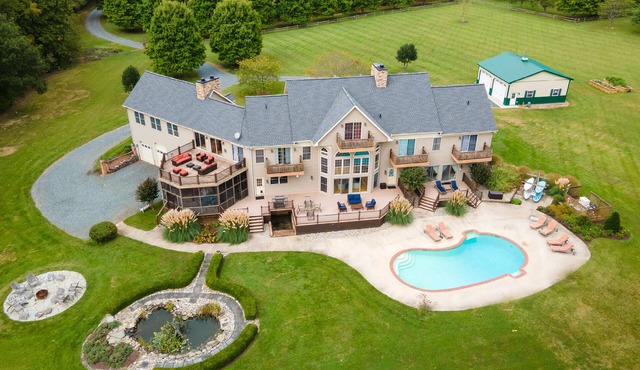 Minutes from Downtown Easton and St. Michaels | Pool | Kayaks | Private Dock