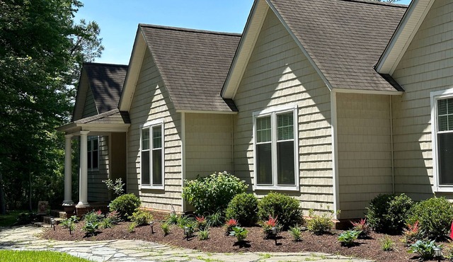 Minutes from Downtown Easton and St. Michaels | Kayaks | Stunning Sunsets