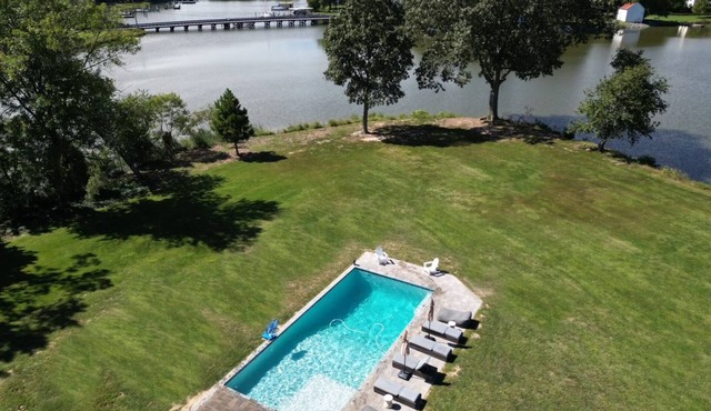Minutes from Downtown St. Michaels | Pool | Pickle Ball Court | Private Dock | K