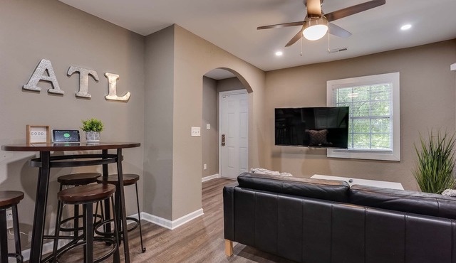 Minutes from downtown - The Beltline Hideaway