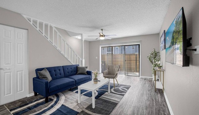 Minutes from Moffit and Busch Gardens