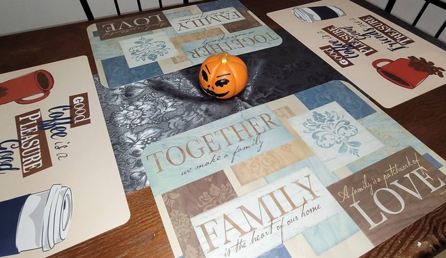 Minutes from Niagara Falls state park, Air Base, Shopping Centers, Universities!