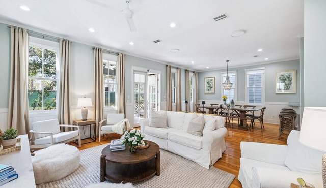 Minutes from Rosemary Beach! 12,000 sq ft Community Pool!