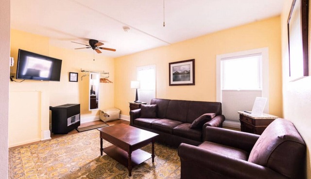 Minutes from Skiing & Hiking