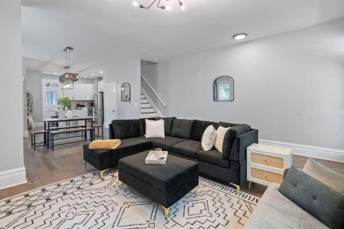 Minutes to Arena District - Foosball & Game Area