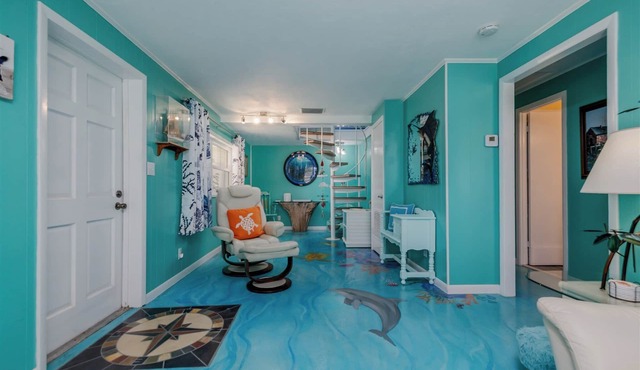 Minutes to Beach Pool Intracoastal Free Kayaks/Bikes, Intracoastal Sea Life Retreat