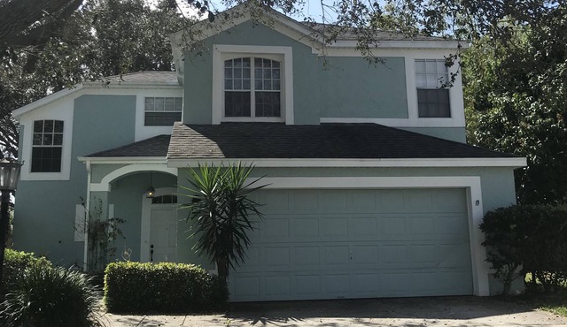 Minutes to Beach Sunsets/Sunrises, Park and Elegant Coastal Comfort