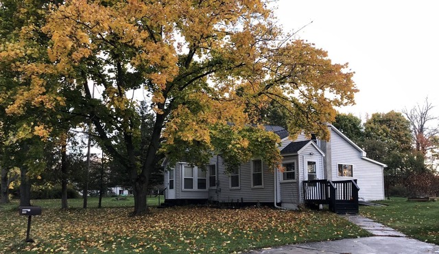 Minutes to Cayuga Lake, Cornell, IC, museums and wineries