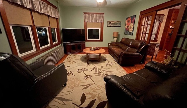 Minutes to Hershey Park, Mt. Gretna Lake, In The Net Sports Ctr, Chocolate World