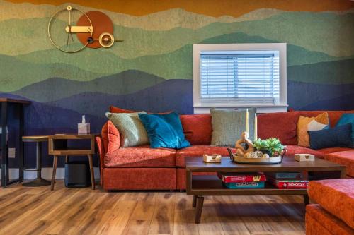 Minutes to Lake New Cabin Hot Tub