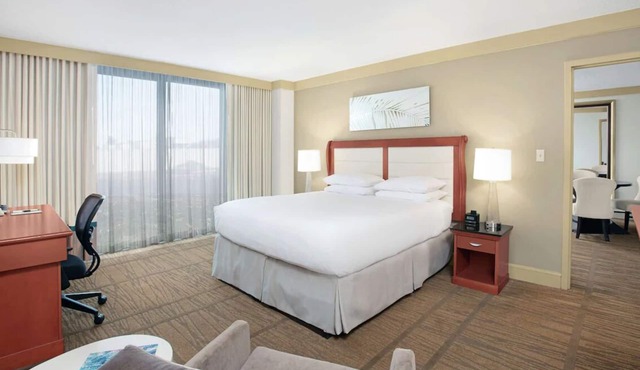 Minutes to Marlins Park & American Airlines Arena, Pool, Dining