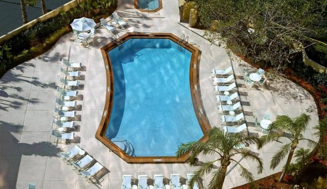Minutes to Marlins Park & American Airlines Arena, Pool, Dining