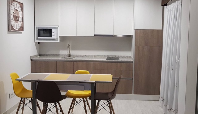 MIRADORES DEL ISASA - VIURA-NEOSENS STUDIO APARTMENT