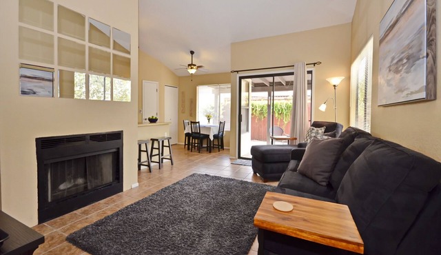 Miramonte Townhome Near Parks and Golf Courses