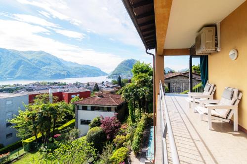 Miravalle Lakeview by Quokka 360 - Bright Apartment with Large Windows and Stunning Lake Views