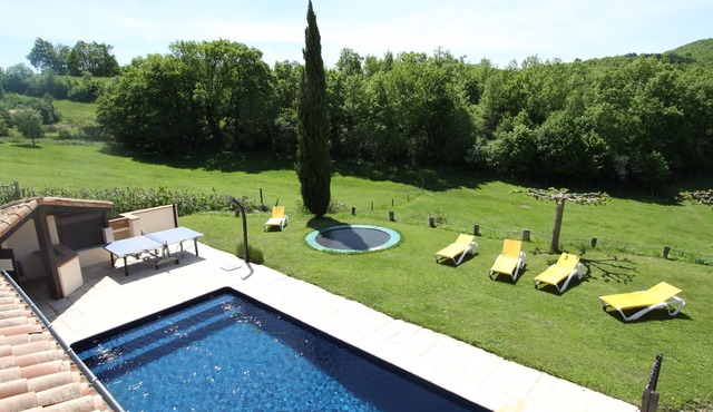 Mirepoix architect-designed villa bright heated pool gym wifi air-conditioning.