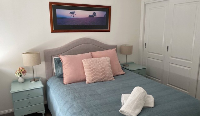 Mirrabook Cottage - Luxury mountain retreat