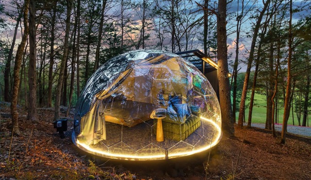 Mirrored Lost Lake Dome In Cosby - Your Ultimate Hideaway!