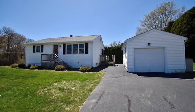 Misquamicut Fire District | Walking Distance to the Beach | Parking Pass included