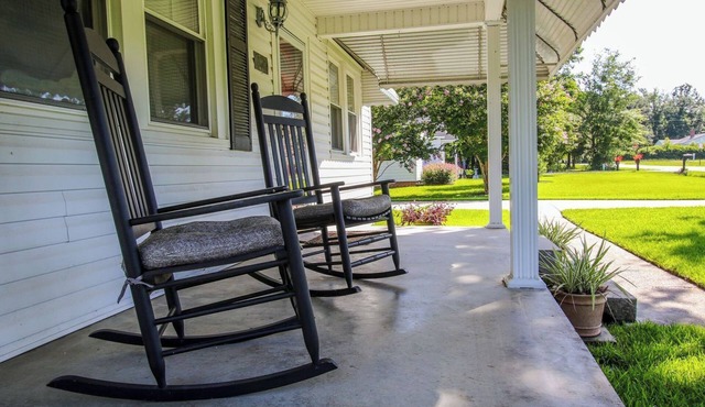 Miss Audrey’s House is a charming cottage in the heart of historic Richmond Hill