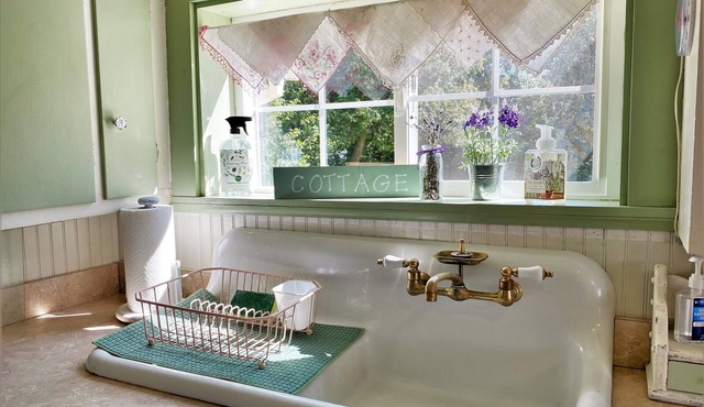Miss Jane's Cottage