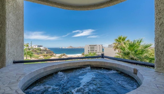 Missiones del Cabo Newly renovated lock off Condo