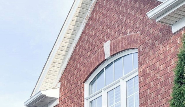 Mississauga Home Away from Home