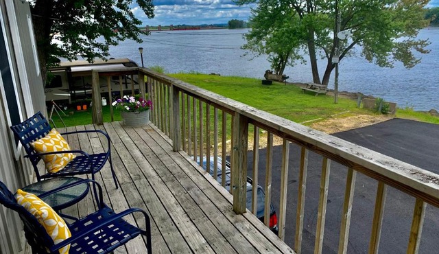 Mississippi River Cabin