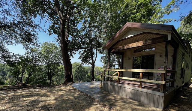 Mississippi View 1 Bedroom & loft 1 Bath Sleeps 4